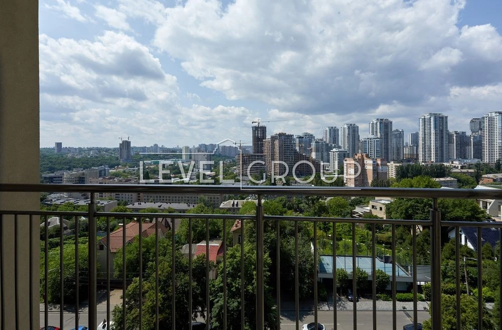 WITHOUT % Sale of 3-room residential complex "Triumph" Pechersk!