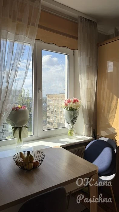 Продам 3  на пр Поля с ремонтом , мебелью и техникой ( Киров