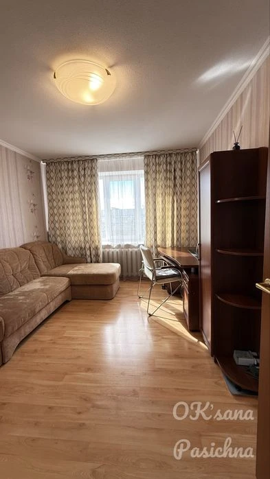 Продам 3  на пр Поля с ремонтом , мебелью и техникой ( Киров