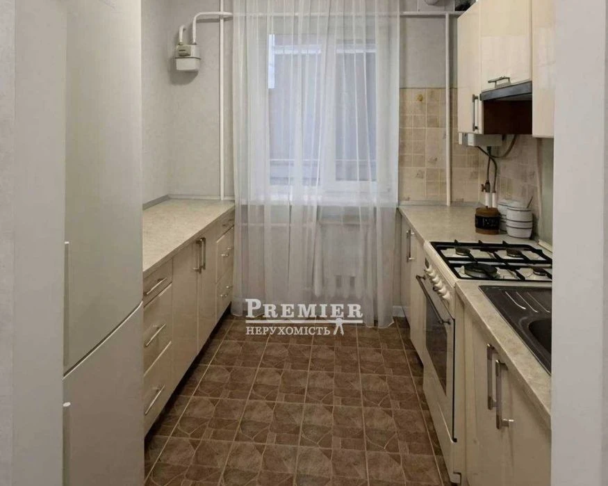Продам 2-этажный дом в Одессе.