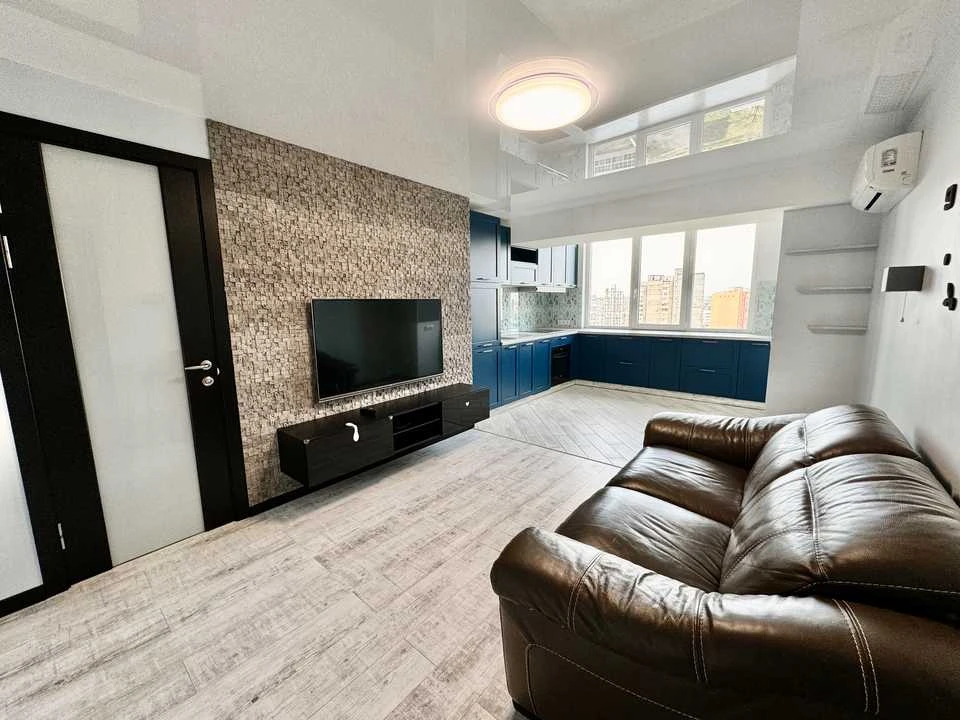 Apartment. Kharkiv, Yana Chervonoi St.