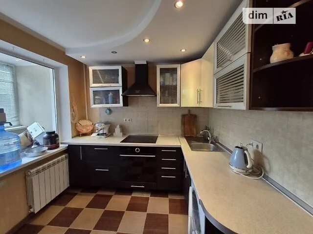 Sale of 1-room apartment 37 sq. m. on Panteleimon Kulisha Street 11 •