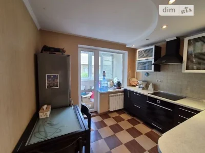 Sale of 1-room apartment 37 sq. m. on Panteleimon Kulisha Street 11 •