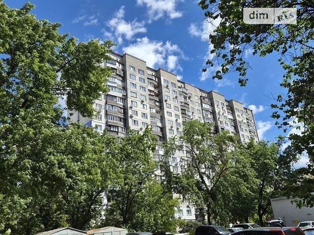 Sale of 1-room apartment 37 sq. m. on Panteleimon Kulisha Street 11 •