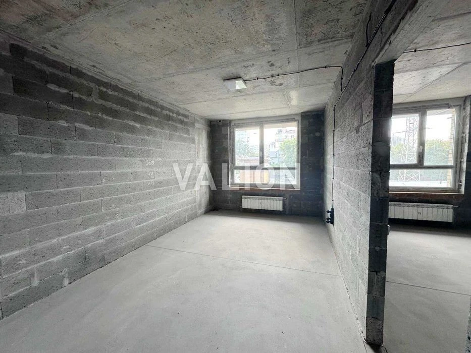 1-room apartment for sale in the residential complex "Budynok na Vavilovykh", next to the station.