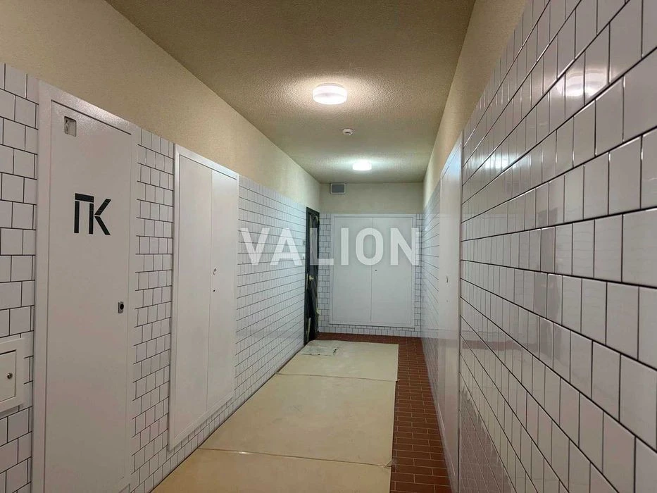 1-room apartment for sale in the residential complex "Budynok na Vavilovykh", next to the station.