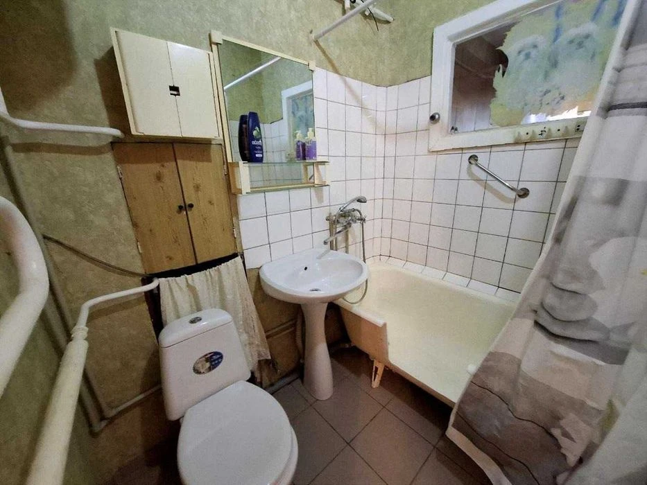 Продам 2-комнатную квартиру на Рабочей