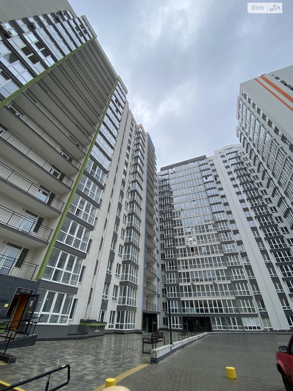 Продажа квартир Приморский.
