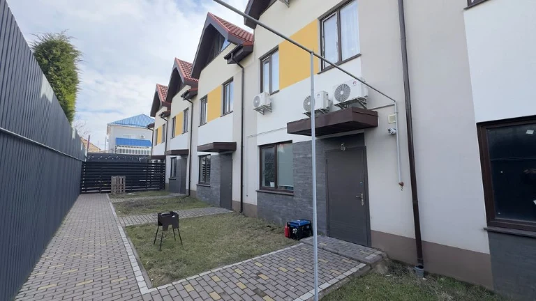 Townhouse in Rassrochka for 2 years! Chervony Khutor/Marshala Zhukov