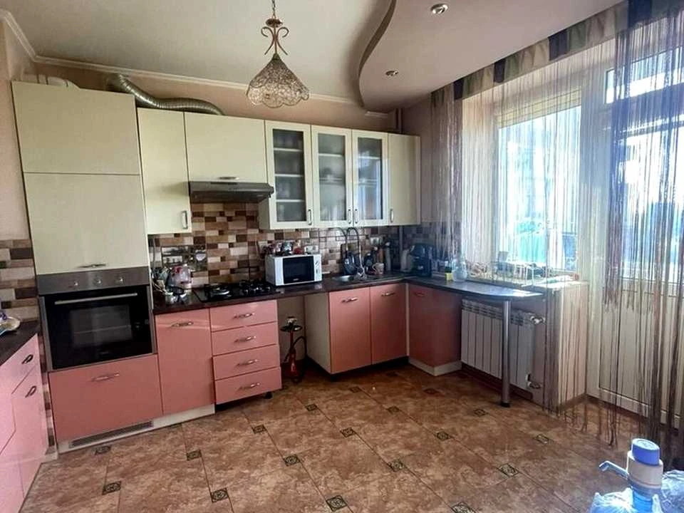 Квартира. Львов, Тараса Шевченко ул., (Дом 1)