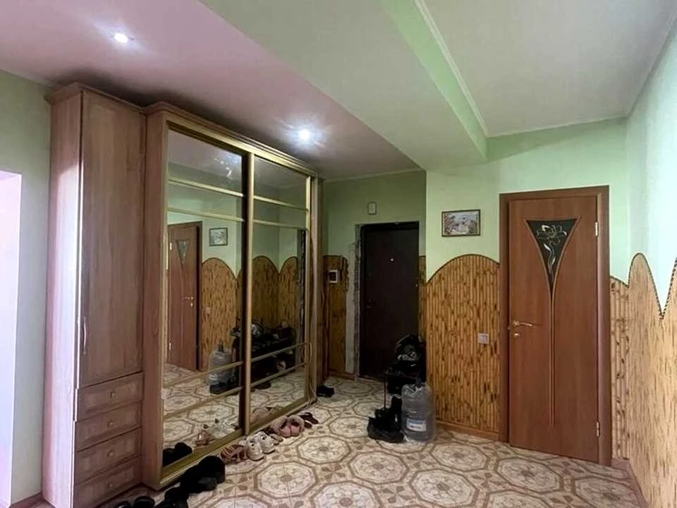 Квартира. Львов, Тараса Шевченко ул., (Дом 1)