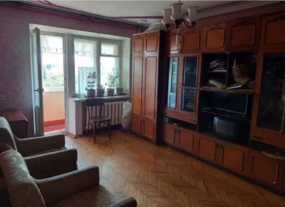 Продаж 2 кімн.квартири в районі Свято-Михайлівського собору