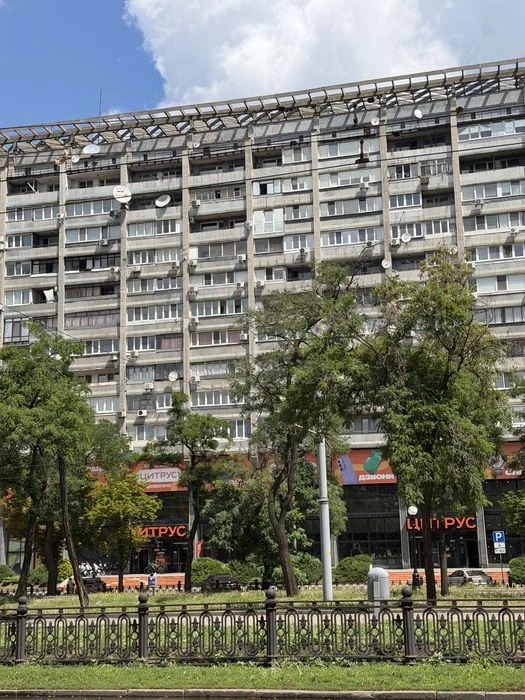 For sale 4-room apartment Yavornytskogo, 58 Citrus Lotus Center N