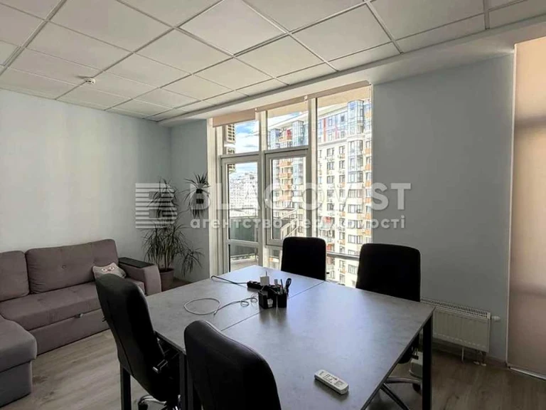 Apartment. Kyiv, Yuliya Zdanovskaya St. (Lomonosova)