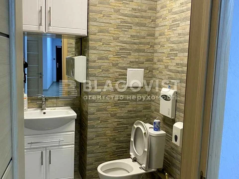 Apartment. Kyiv, Yuliya Zdanovskaya St. (Lomonosova)