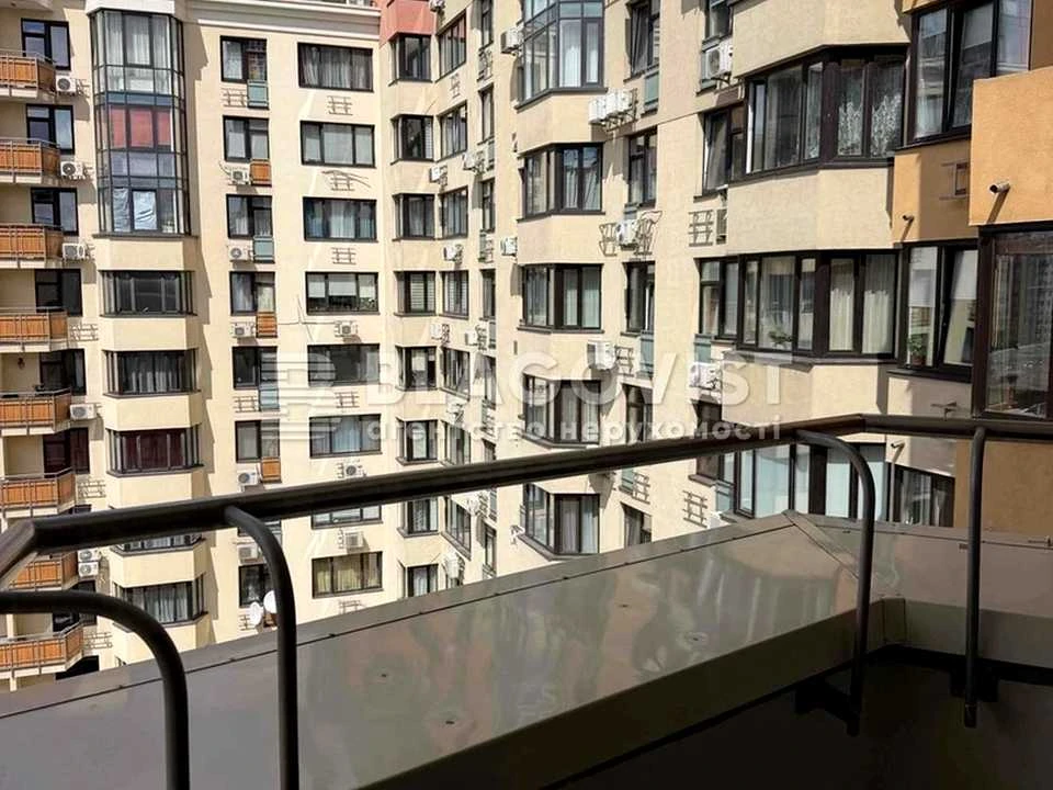 Apartment. Kyiv, Yuliya Zdanovskaya St. (Lomonosova)