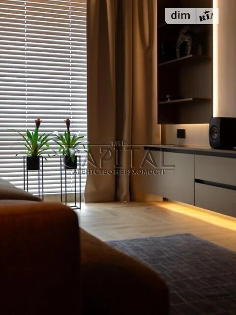 Sale of 1-room apartment 57 sq. m on Knyazya Romana Mstislavycha Street