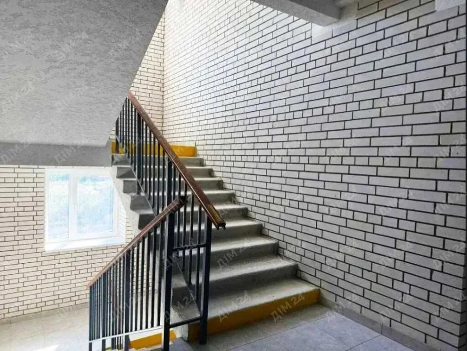 85 м² простору з власною терасою 15 м² - квартира, яка виход
