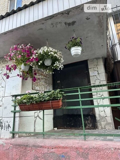 Sale of 3-room apartment 68.5 sq. m. on Zelenyho Klyna 6 street • ID