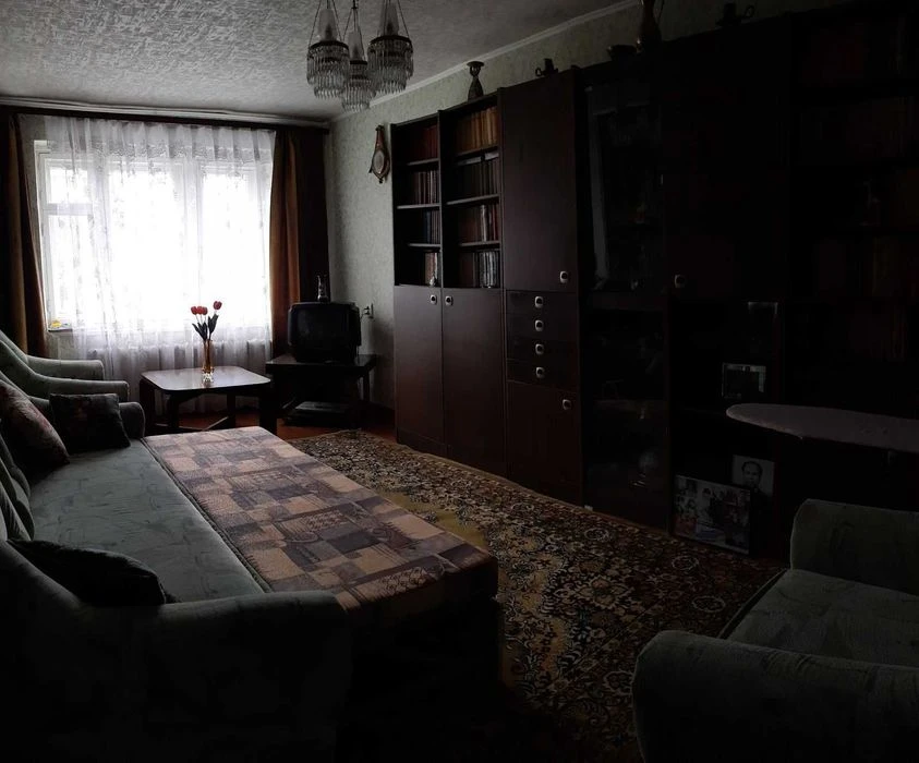 Продається 3-х кімнатна квартира на Браїлках