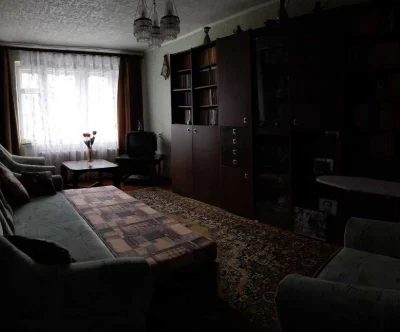 Продається 3-х кімнатна квартира на Браїлках