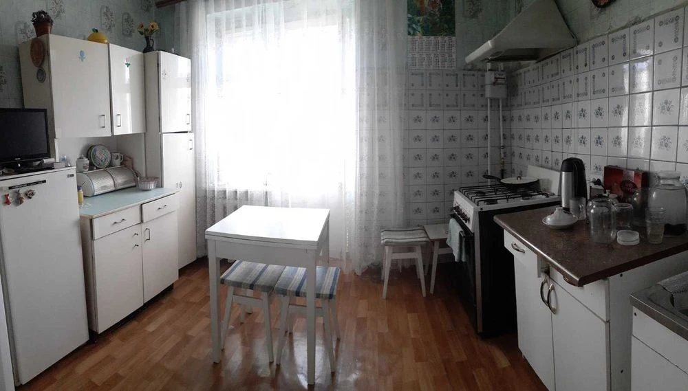 Продається 3-х кімнатна квартира на Браїлках