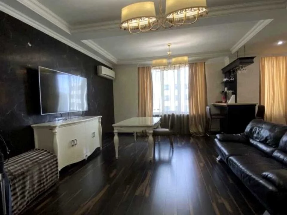 Apartment. Kharkiv, Kultury st.