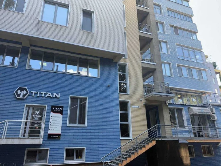 Apartment for sale in the center (3G Zhukovsky St.)