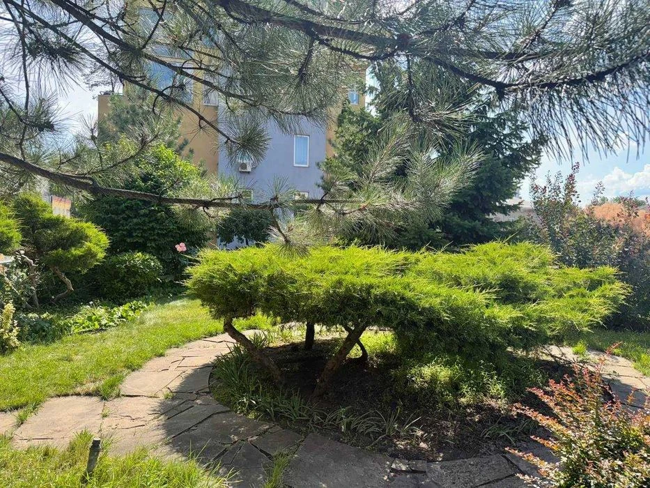 Apartment for sale in the center (3G Zhukovsky St.)