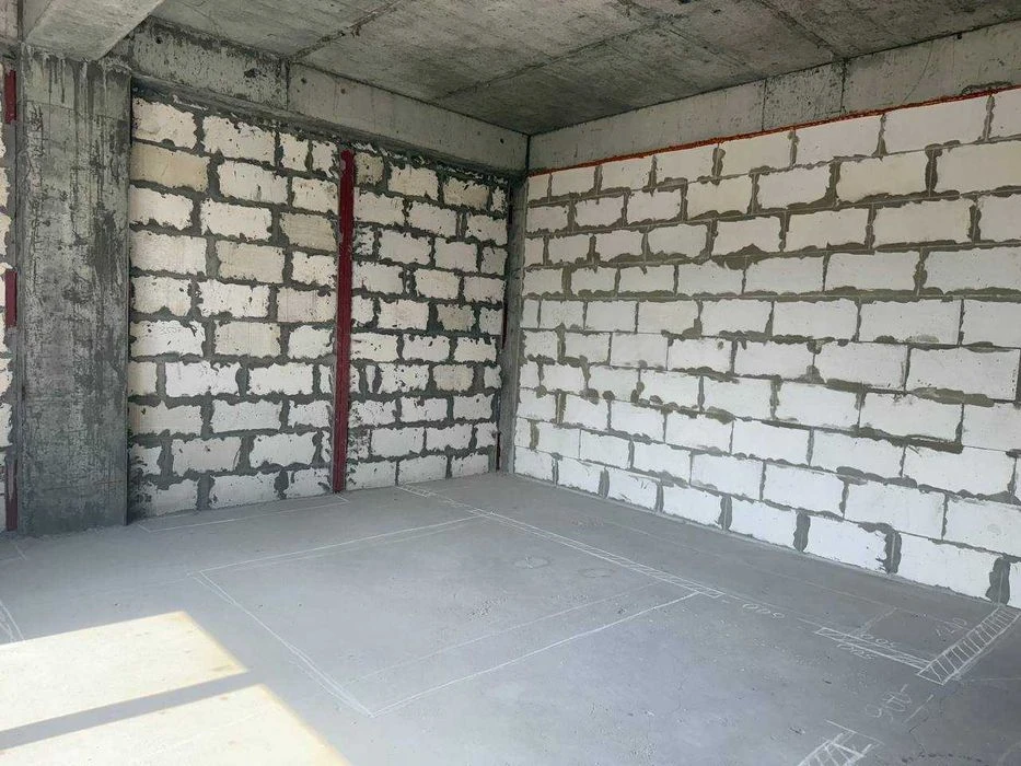 Apartment for sale in the center (3G Zhukovsky St.)