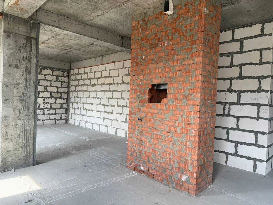 Apartment for sale in the center (3G Zhukovsky St.)