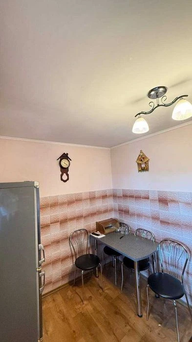 Терміново продам 2 кімн квартиру в цегляному будинку