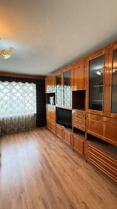 Терміново продам 2 кімн квартиру в цегляному будинку