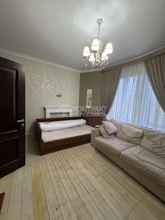For sale 3-room apartment 85 sq.m. Saltovka!!