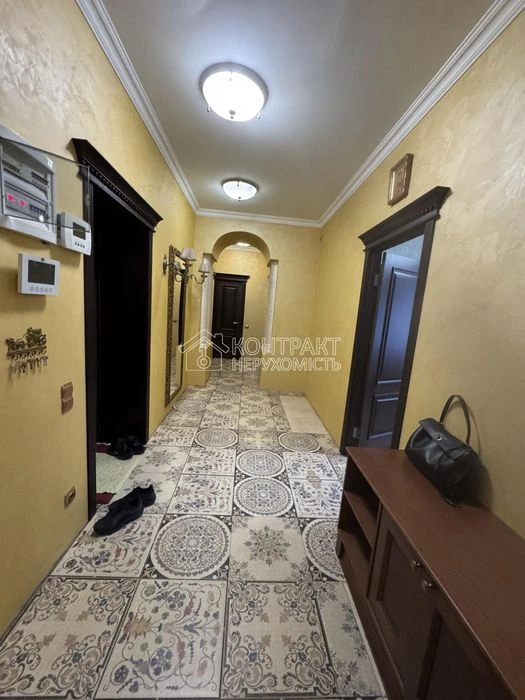 For sale 3-room apartment 85 sq.m. Saltovka!!