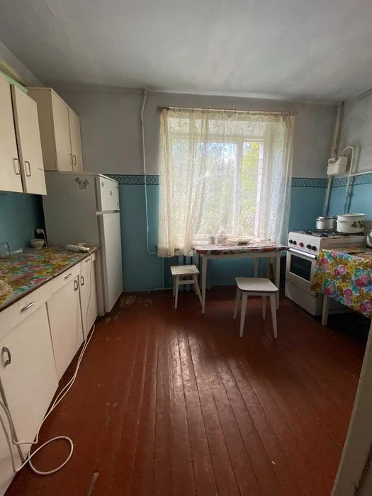 2к цегляна чешка, р-н Дубово, роздільні кімнати. VRV ID: 340