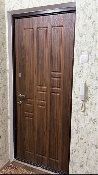 For sale 3-room apartment in Severnaya Saltovka, ul. Metrostroiteley 27