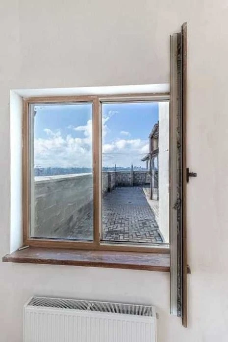 No commission! Penthouse for sale in Darnytsia, Lobachevs Lane