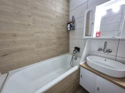 Виплати Так! Затишна 2к зроблено новий ремонт. Мінімальне пе