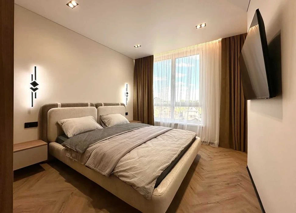 Stylish 1-room apartment + kitchen-living room in the Family Plaza residential complex!
