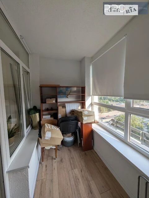 Sale of 2-room apartment 70.5 sq. m. on Oleny Telihy St. 25, apt. 9