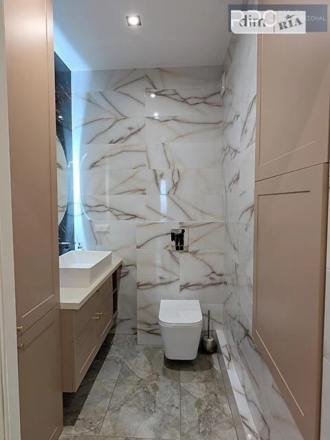 Sale of 2-room apartment 70.5 sq. m. on Oleny Telihy St. 25, apt. 9