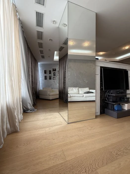 Продается 3 к квартира, Центр, ЖК Мост-Сити,