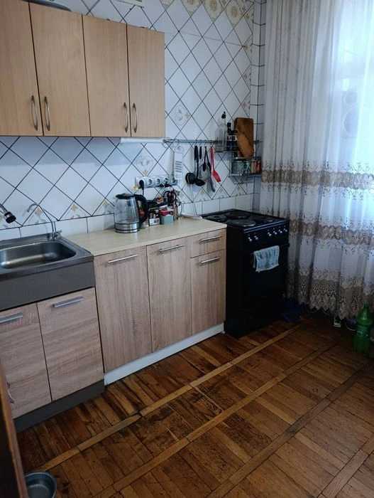 Продам квартиру 3-х комн Фестивальная
