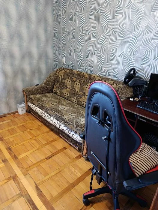Продам квартиру 3-х комн Фестивальная