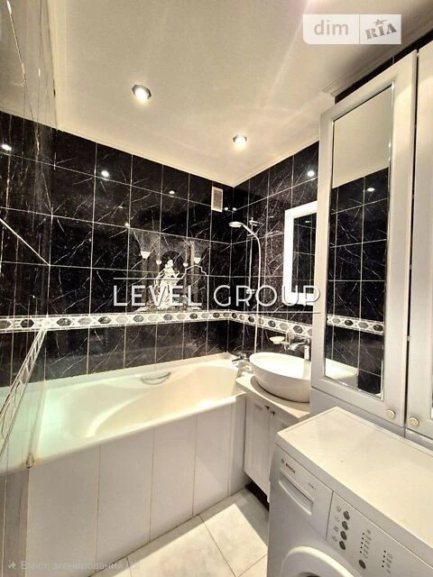 Sale of 3-room apartment 61.4 sq. m on Svobody Avenue 28B • ID 346