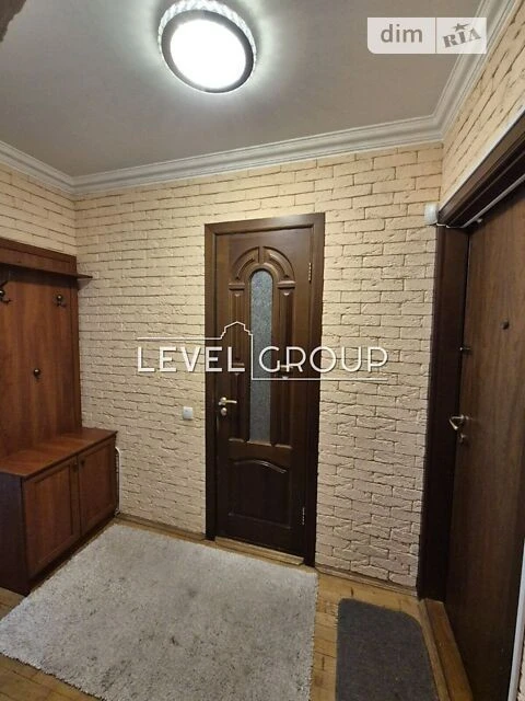 Sale of 3-room apartment 61.4 sq. m on Svobody Avenue 28B • ID 346