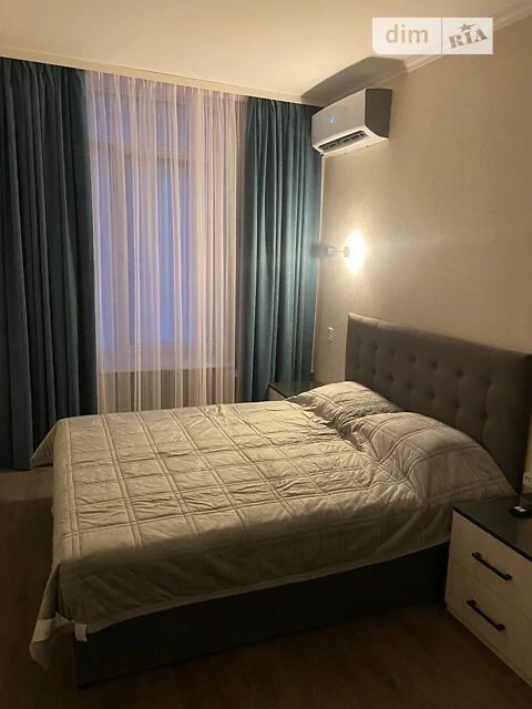 Sale of 1-room apartment 31.4 sq. m on Kamyanskaya st. 125G • ID 3
