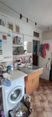 Продам 1/2 будинку в Центрі