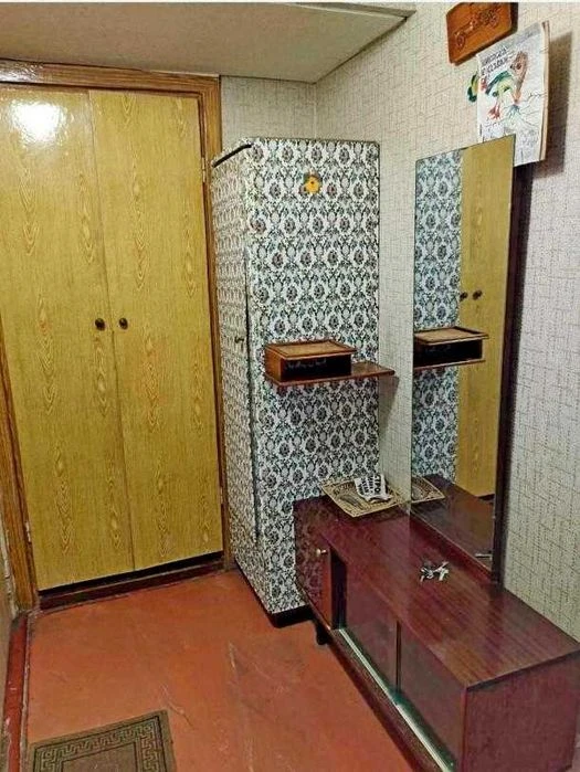 One-bedroom apartment for sale near Saltovskaya metro station